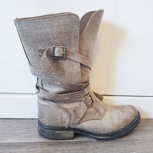 Steve Madden Taupe Banddit Boots